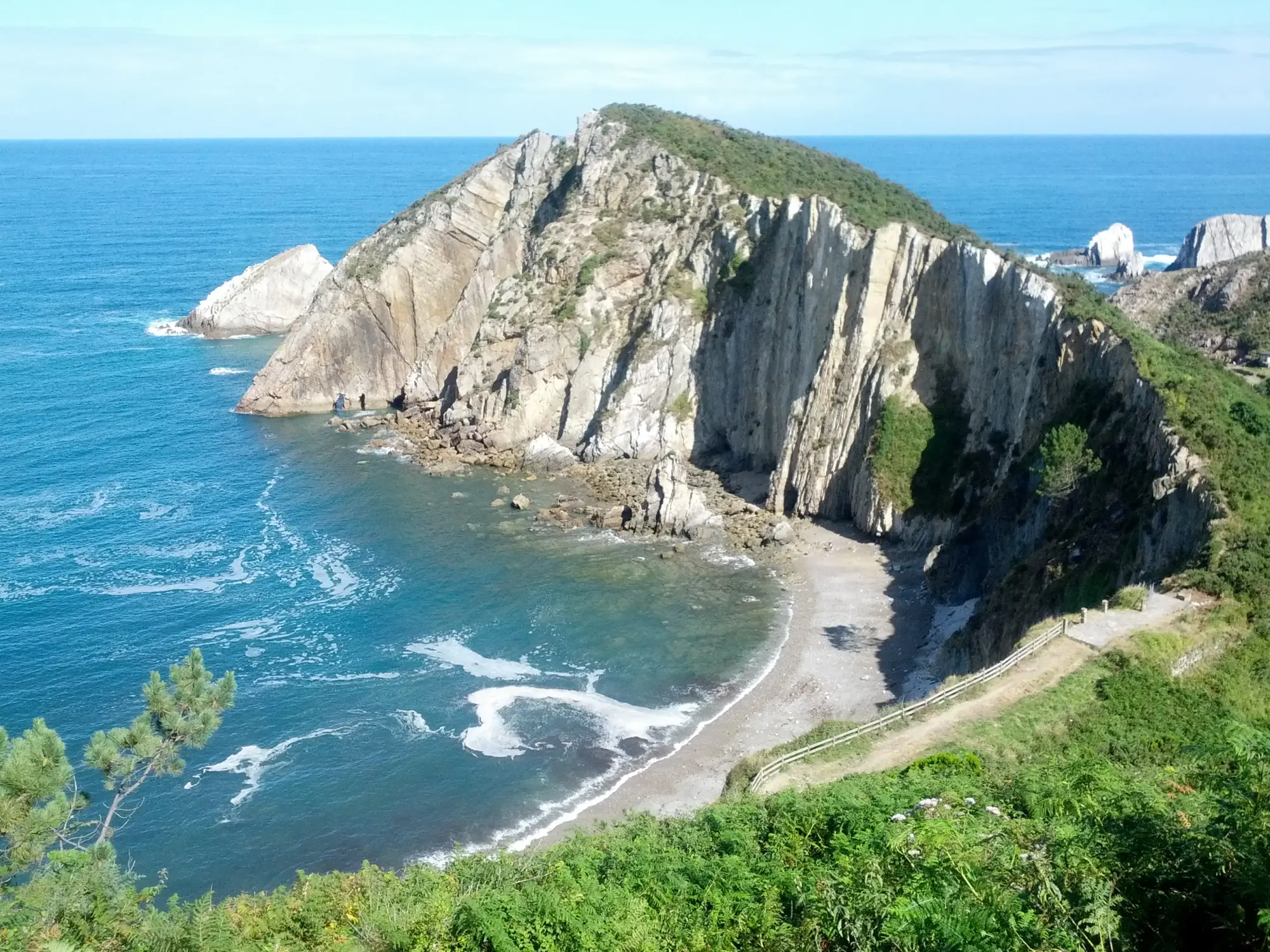 File:Beach playa de silencio.jpg - Wikimedia Commons