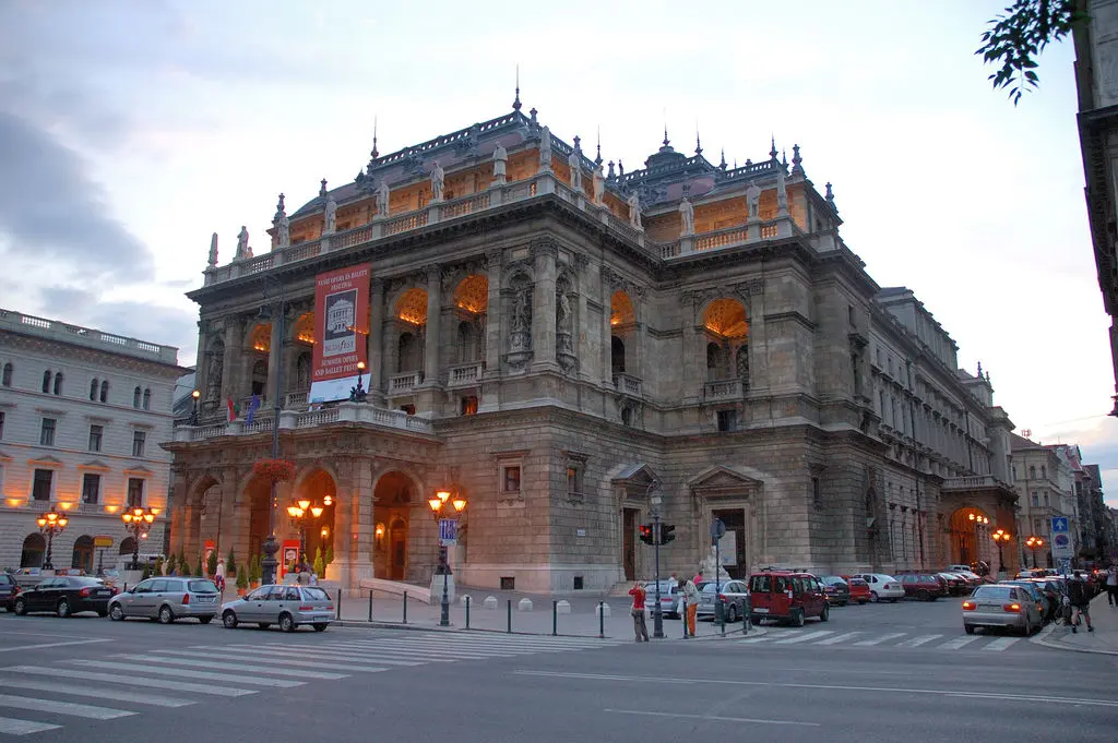 Puentes, termas y ruin bars: 23 qué hacer en Budapest sin prisa