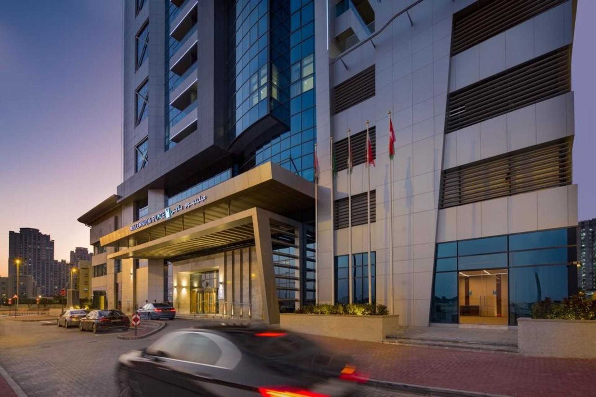 Al barsha heights. Миллениум барша Дубай. Millennium Palace Barsha heights 4. Барша отель Дубай. Millennium place Barsha heights Hotel Дубай.