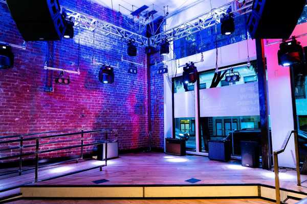 Music City Hotel/Hostel