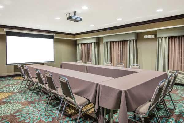Staybridge Suites Allentown West