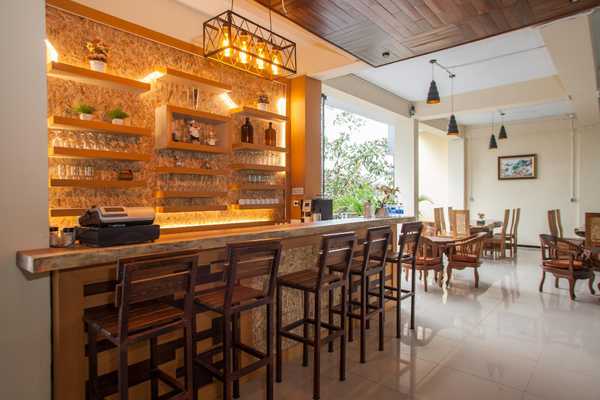RedDoorz Premium @ Jalan Cengkeh Malang