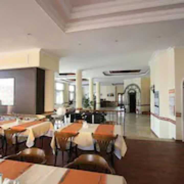 gallery image 0