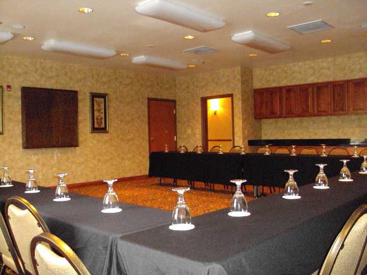 gallery image 0