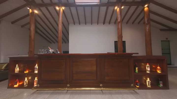 gallery image 0