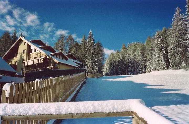 gallery image 0