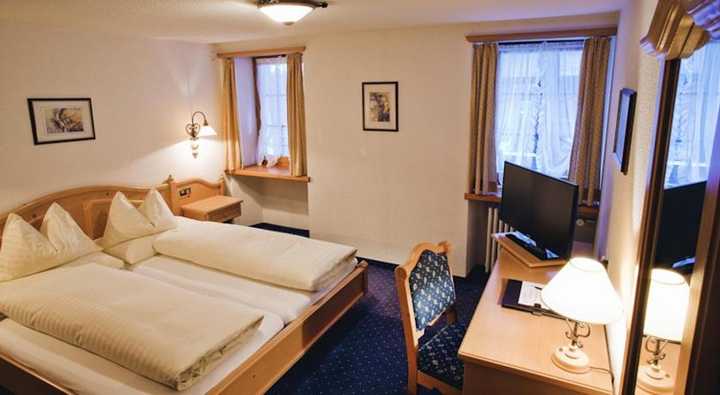 gallery image 8