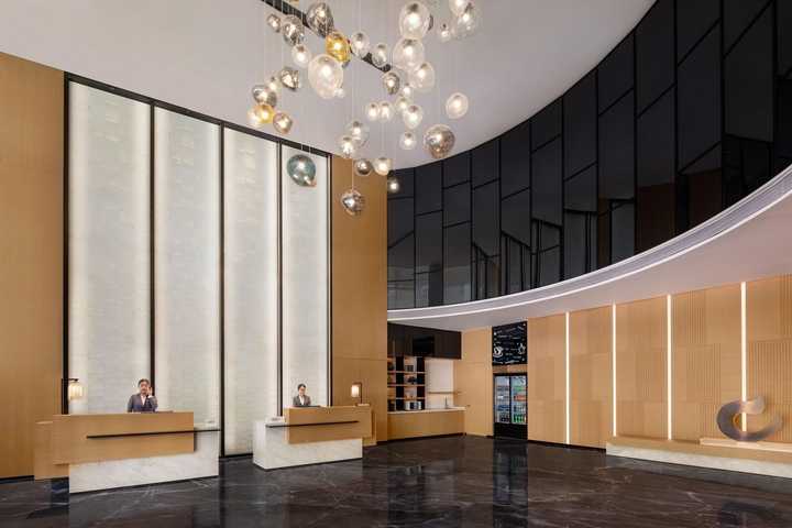 gallery image 0