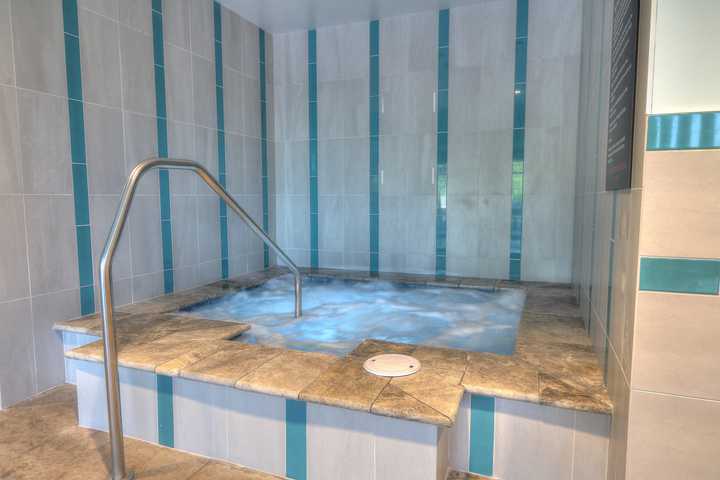 gallery image 0