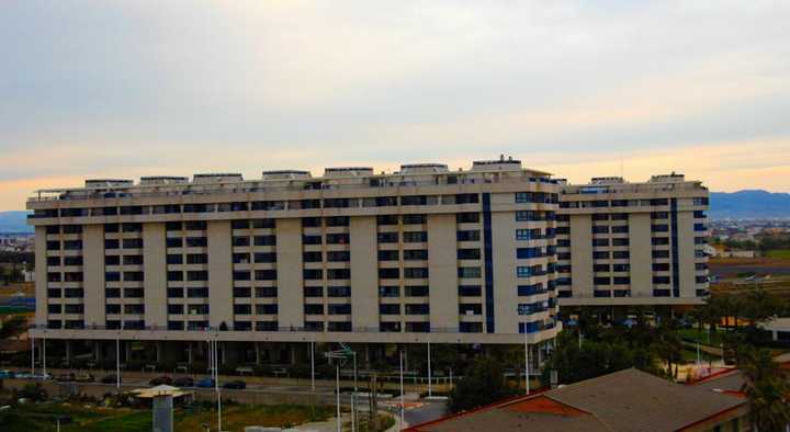 gallery image 0