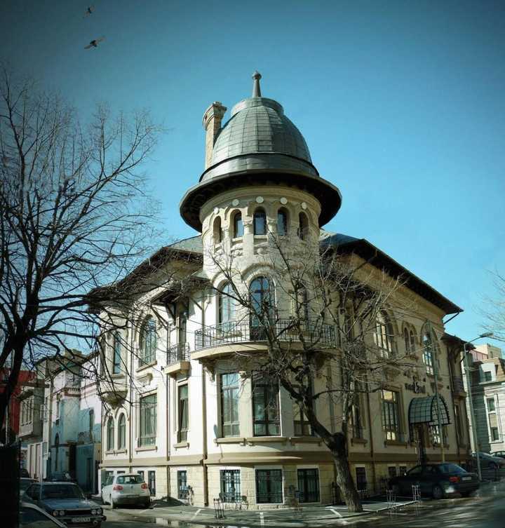 gallery image 8