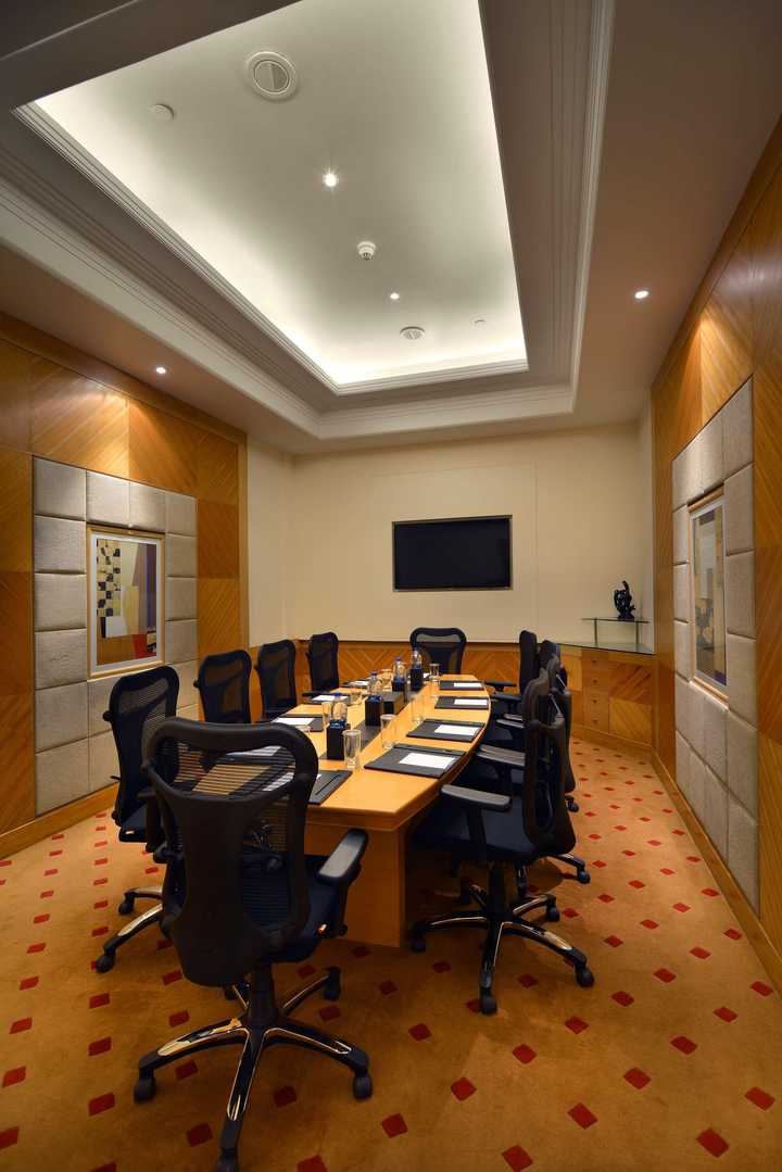 gallery image 0