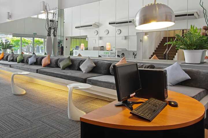 gallery image 4