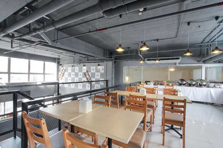 gallery image 0