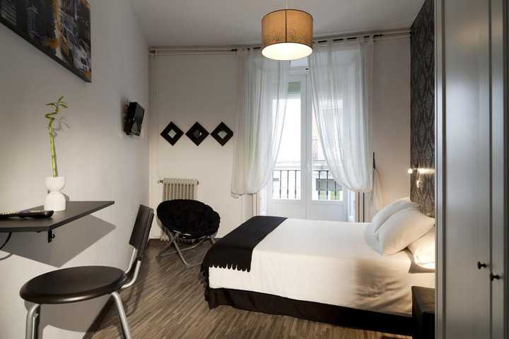 gallery image 12