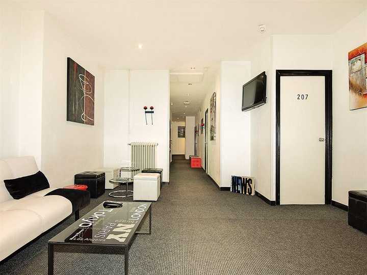 gallery image 18