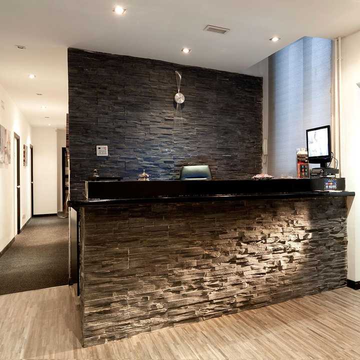 gallery image 0