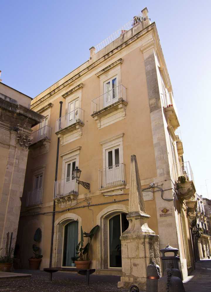 gallery image 8