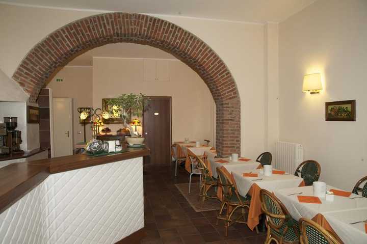 gallery image 0