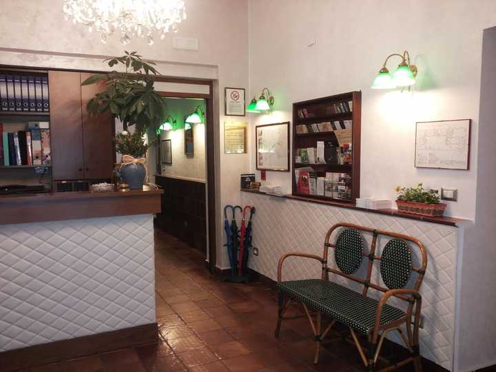 gallery image 0