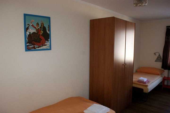 gallery image 7