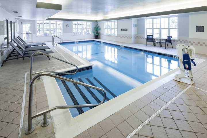 gallery image 0