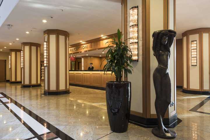 gallery image 18