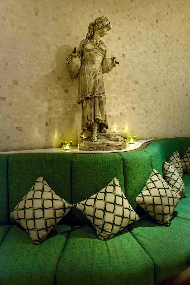 gallery image 102