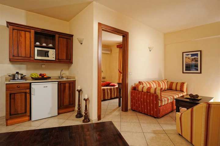 gallery image 15