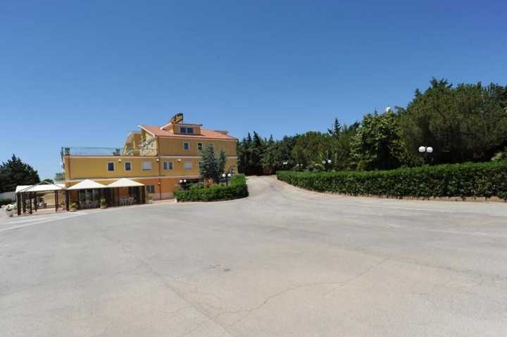 gallery image 51