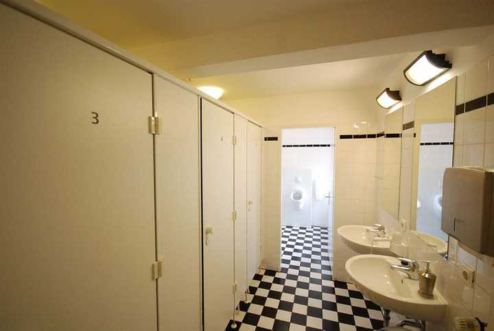 gallery image 10