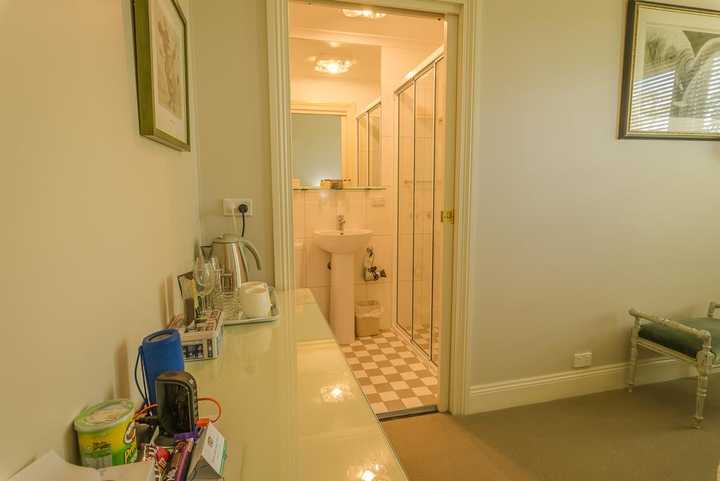 gallery image 10