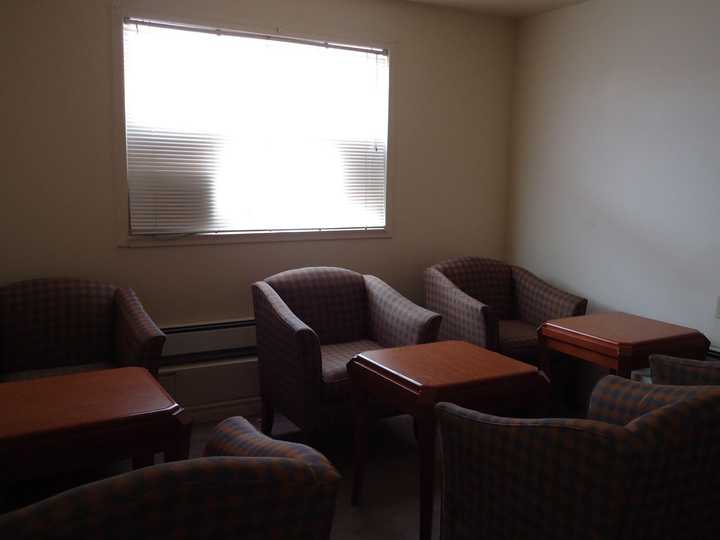gallery image 0
