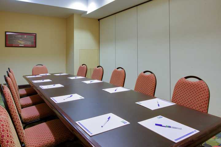 gallery image 12