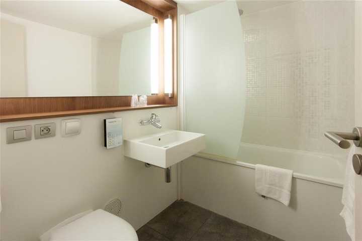 gallery image 18
