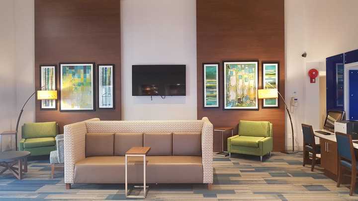 gallery image 8