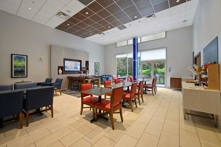 gallery image 10