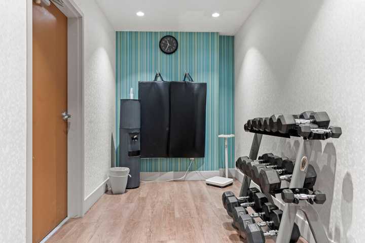 gallery image 9