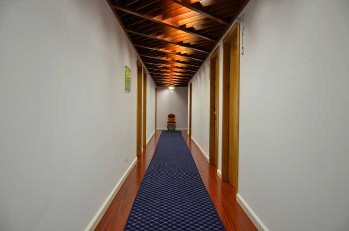 gallery image 0