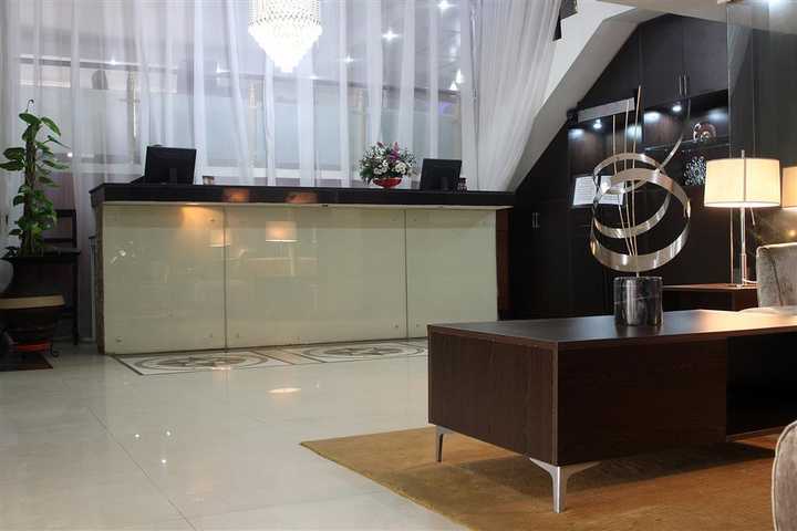 gallery image 16