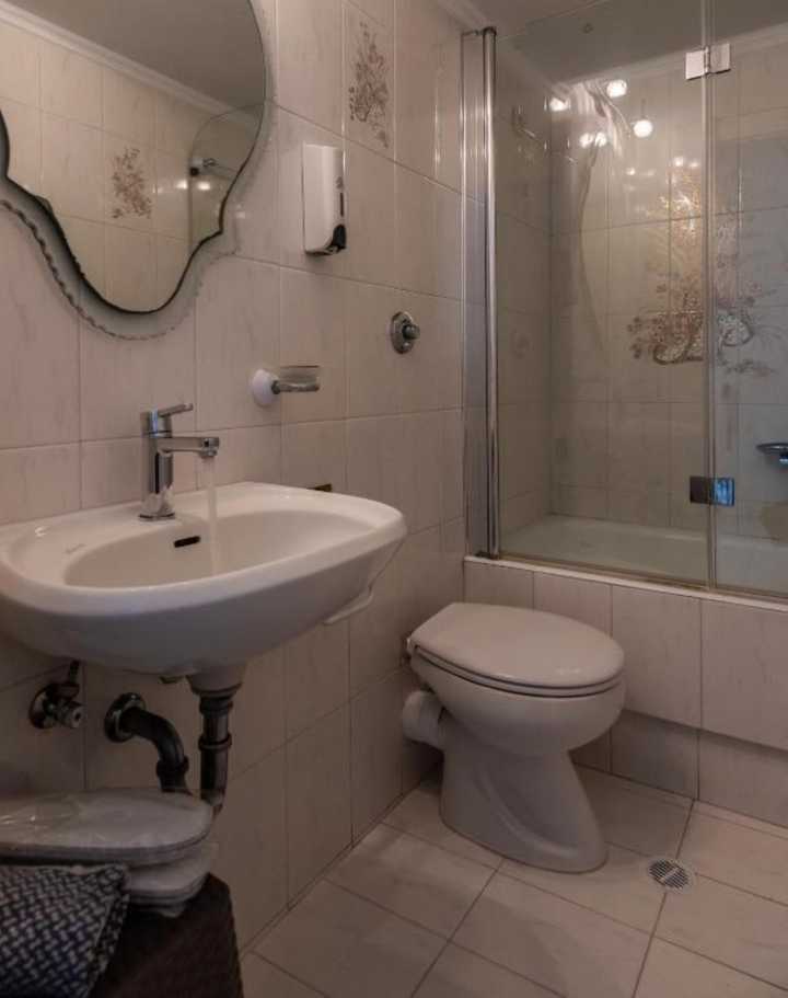 gallery image 14