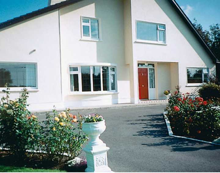 gallery image 0