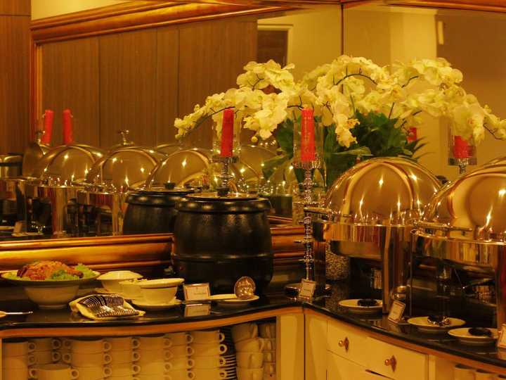 gallery image 12