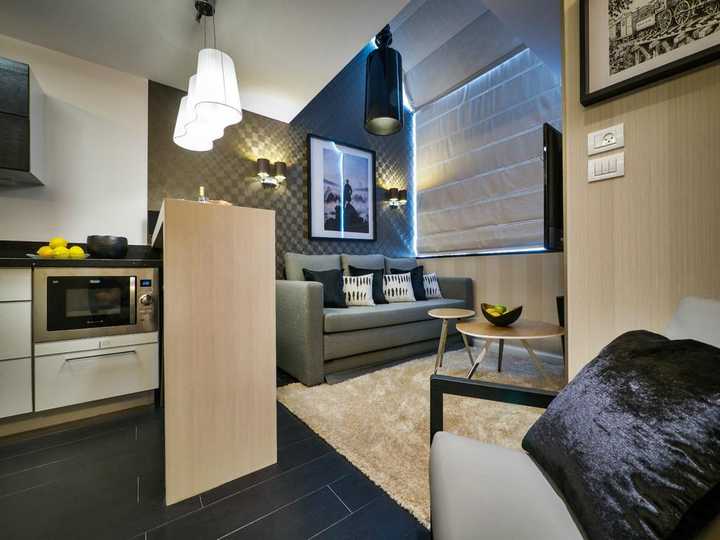 gallery image 0