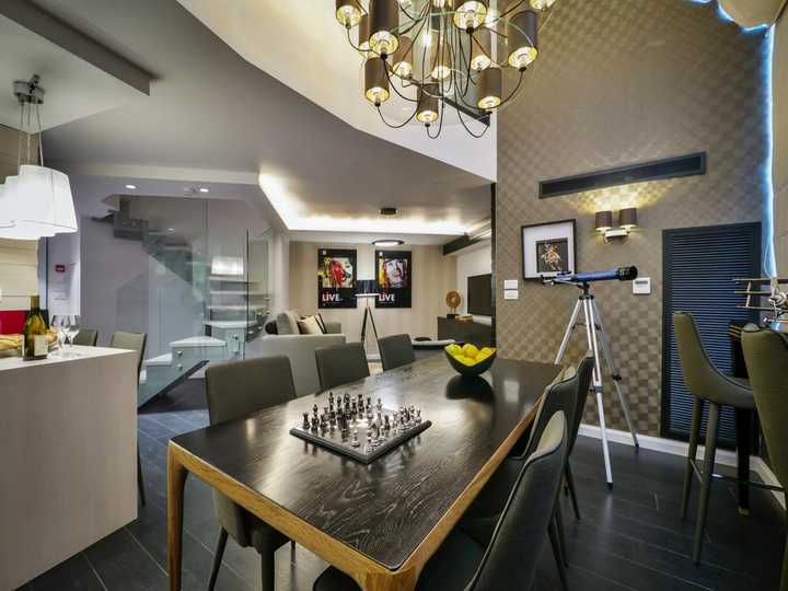 gallery image 11
