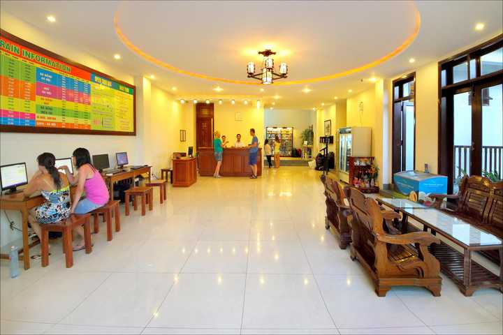 gallery image 0