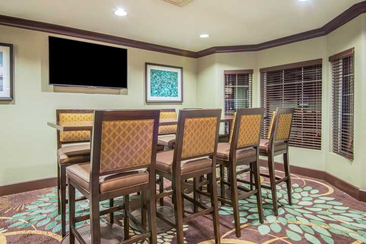 gallery image 0