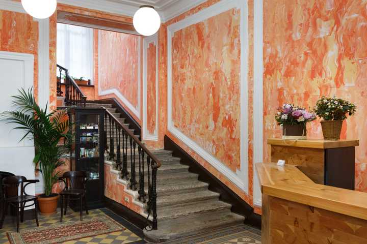 gallery image 0
