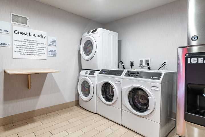 gallery image 10