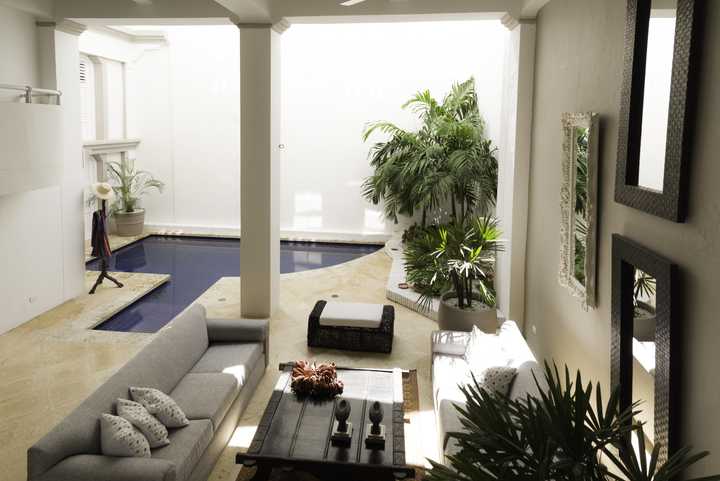 gallery image 0